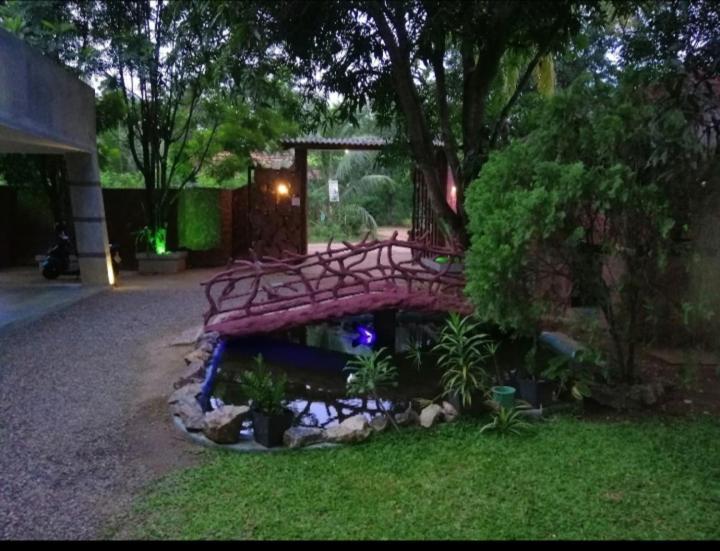 Induwara Safari Resort Удавалаве Екстер'єр фото